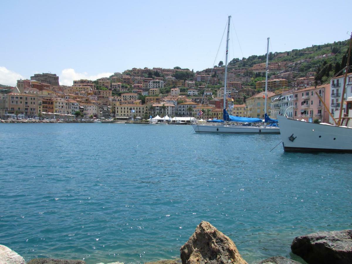 La Casetta In Piazza Porto Santo Stefano  Eksteriør bilde